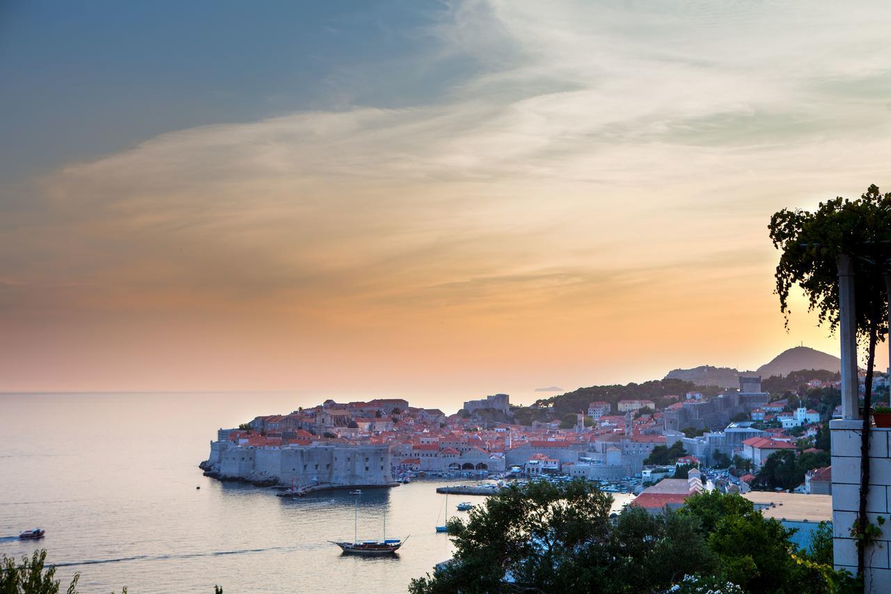 Apartment Dove With Sea View And Free Parking Dubrovnik Exterior foto